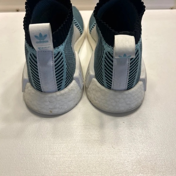 Adidas Shoes - Picture 4 of 4